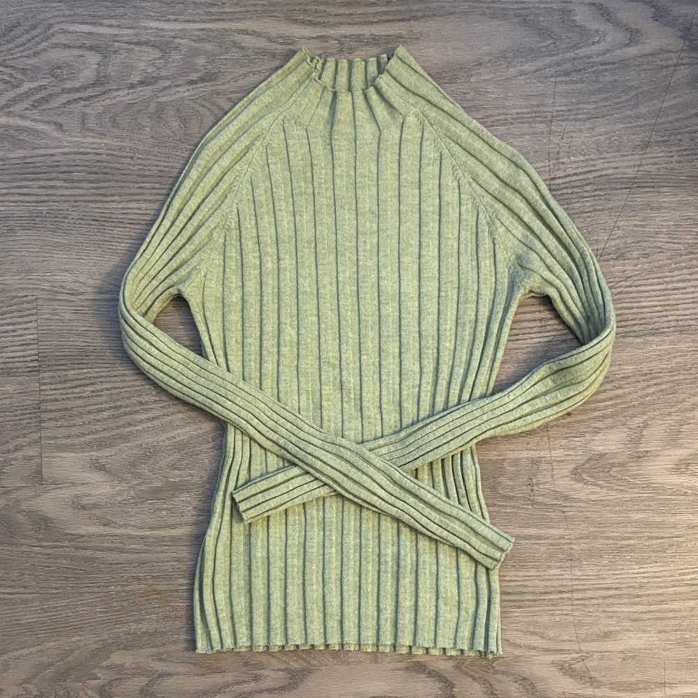 Green Ribbed Women's longsleeve